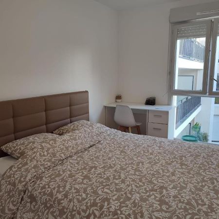 שאווילי-לארו Chambre Privee Dans Un Nouvel Appartement Partage Pres De Paris Avec Parking Gratuit מראה חיצוני תמונה