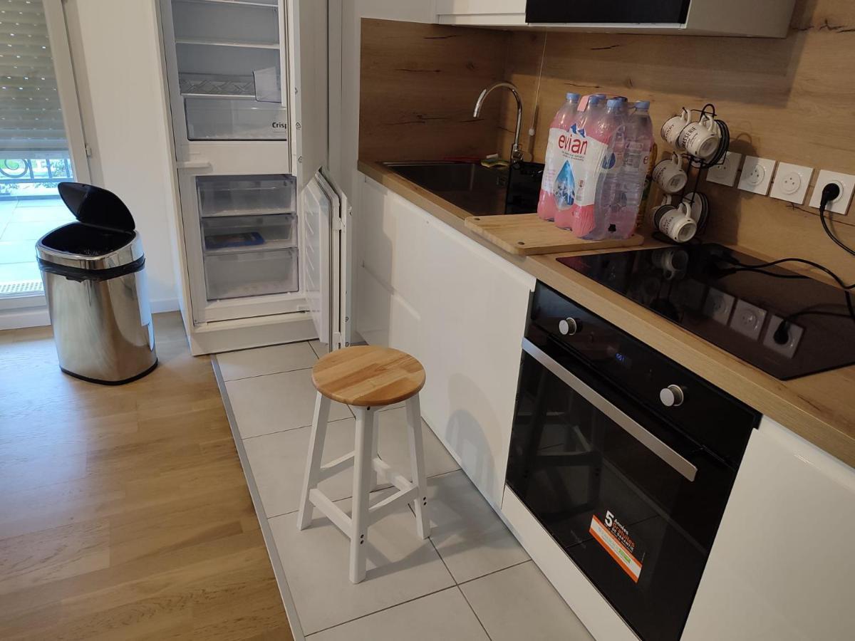 שאווילי-לארו Chambre Privee Dans Un Nouvel Appartement Partage Pres De Paris Avec Parking Gratuit מראה חיצוני תמונה