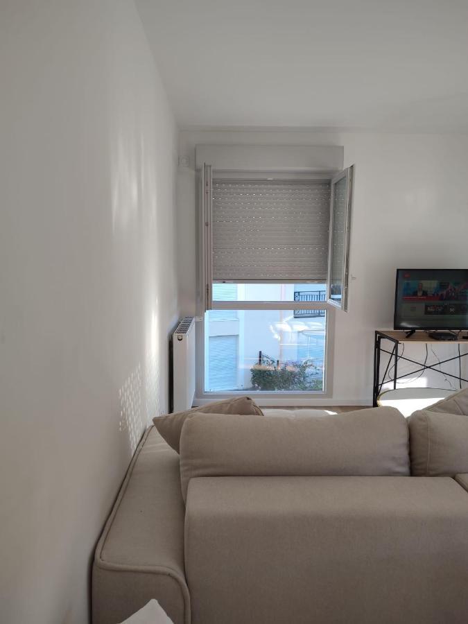 שאווילי-לארו Chambre Privee Dans Un Nouvel Appartement Partage Pres De Paris Avec Parking Gratuit מראה חיצוני תמונה